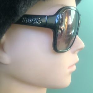 Marc Jacobs sun glasses in case